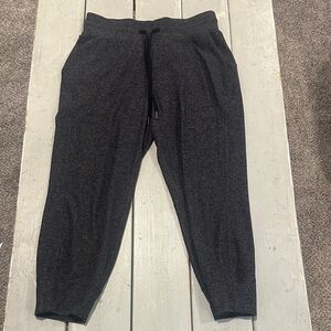 Lululemon Ready to Rulu High-Rise Cropped Jogger sz 8 Heathered Raceway Grey